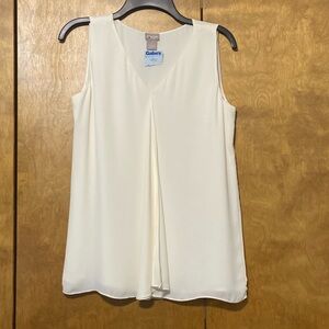 NWT Chicos Cascade front tank. Size 0 XS